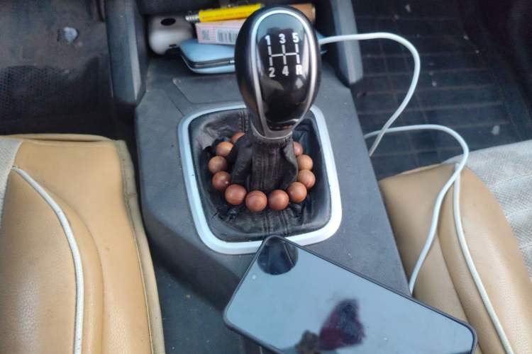 Used Geely Auto Vision X6 2016 1.8L Manual Luxury Model
