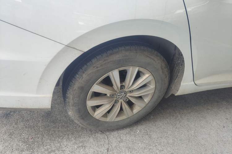 Used Volkswagen Lavida 2023 1.5L Automatic De Yi Edition Exterior 5