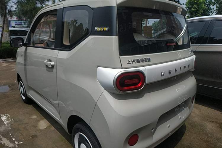 Used Wuling Hongguang MINIEV 2024 3rd Generation 215km Youth Edition