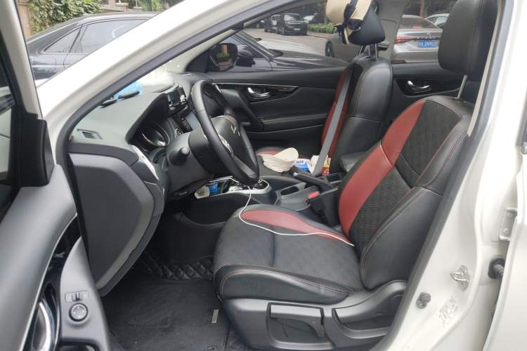 Used Nissan Qashqai 2017 2.0L CVT Luxury Edition China V Standard Left Front Seat