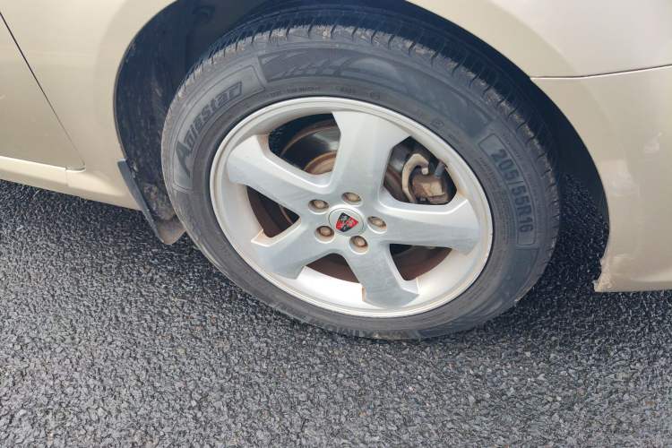 Used Roewe 350 2010 350C 1.5L Automatic Xunyi Edition Right Front Wheel Hub