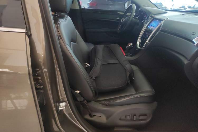 Used Cadillac SRX 2014 3.0L Elite Model
