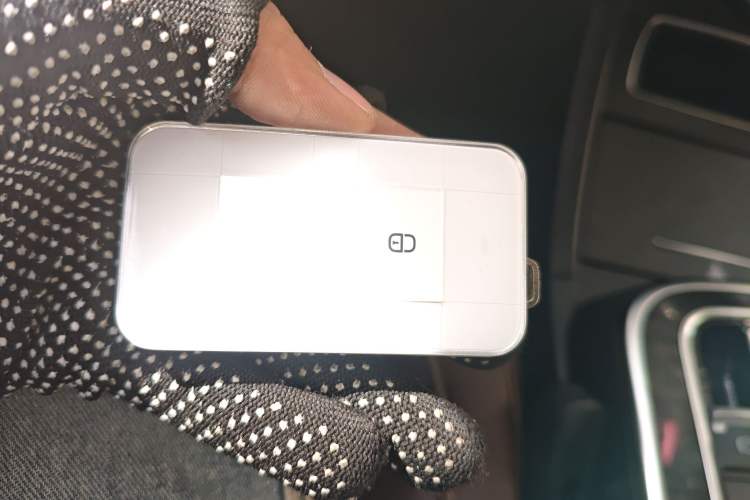 Used BYD Tang New Energy 2015 2.0T Four-Wheel-Drive Flagship Model Vehicle Key