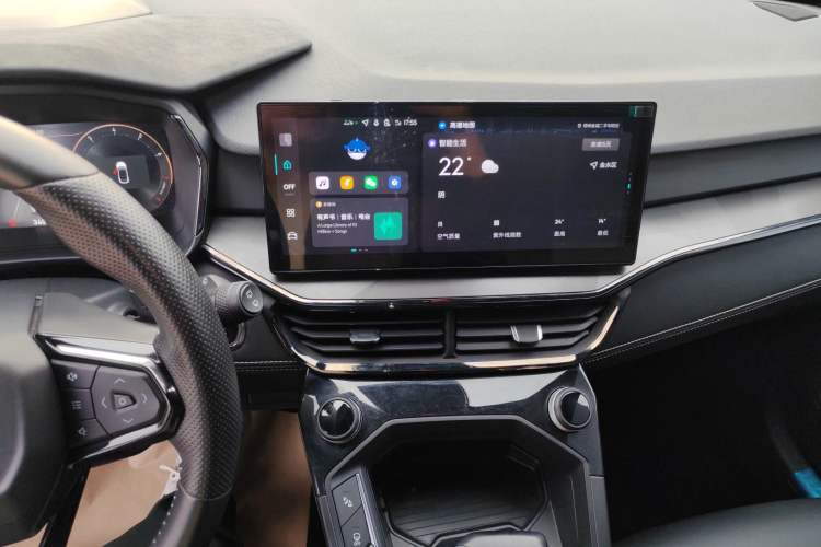 Used Lynk & Co 06 2023 Remix 1.5T Dynamic Halo Audio And AC Panel