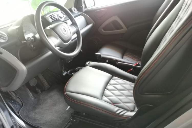 Used smart fortwo 2012 1.0 MHD Hardtop Comfort Edition
