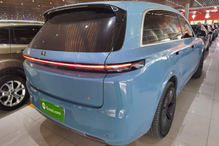 Used Li Auto L8 2023 Air model
