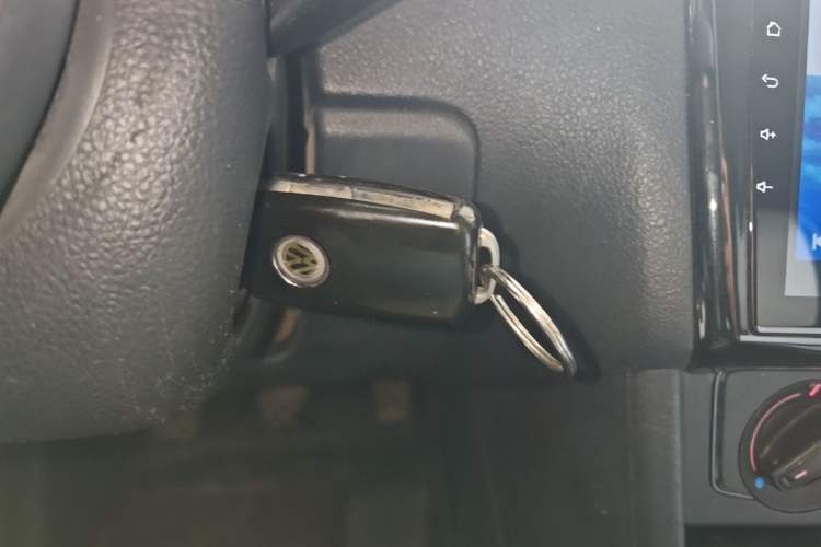 Used Volkswagen Polo 2014 1.4L Manual Fashion Edition Vehicle Key