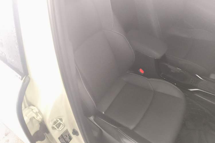 Used Toyota FRONTLANDER 2023 2.0L CVT Luxury Edition
