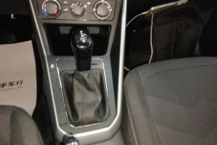 Used Volkswagen Polo 2023 Revised Plus 1.5L Automatic – Enjoy Life Edition Gear Lever