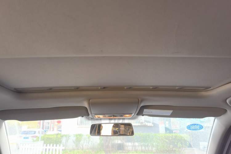 Used Volkswagen Gran Lavida 2015 1.6L Automatic Comfort Edition
