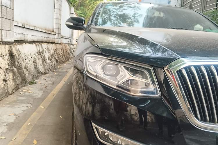 Used Hongqi H7 2018 2.0T Elite Edition Right Front Headlight