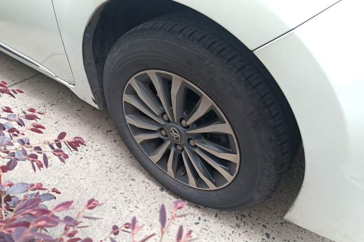 Used Toyota Corolla 2018 1.2T S-CVT GL-i Zhihui Edition Right Front Wheel Hub