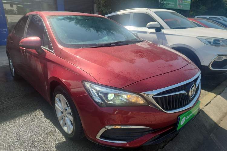 Used Buick Verano 2019 Sedan 20T Dual-Clutch Leading Model Front Right 45 Deg