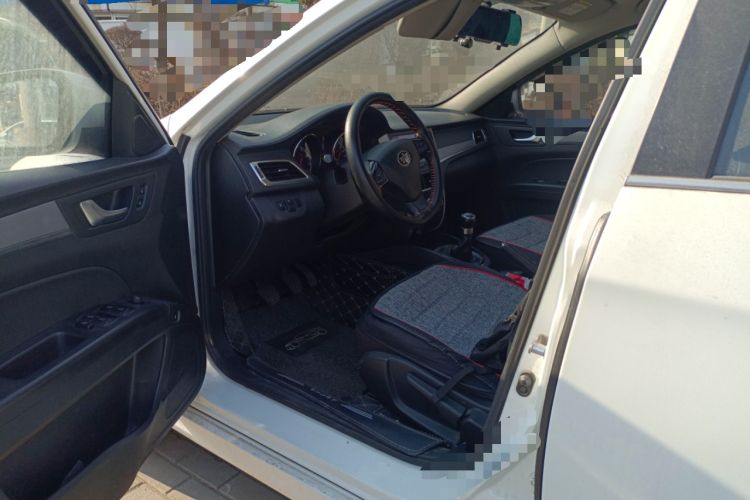 Used Bestune B30 2016 1.6L manual luxury version
