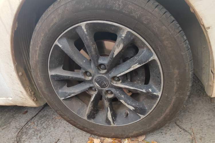 Used Kia K3 2016 1.6L Automatic with Sunroof
