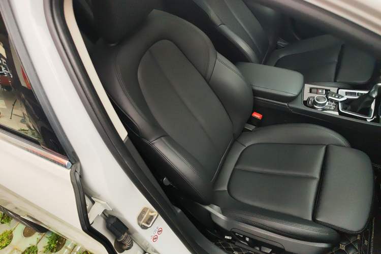 Used BMW 1 Series 2018 120i Design Package Model Right Front Seat