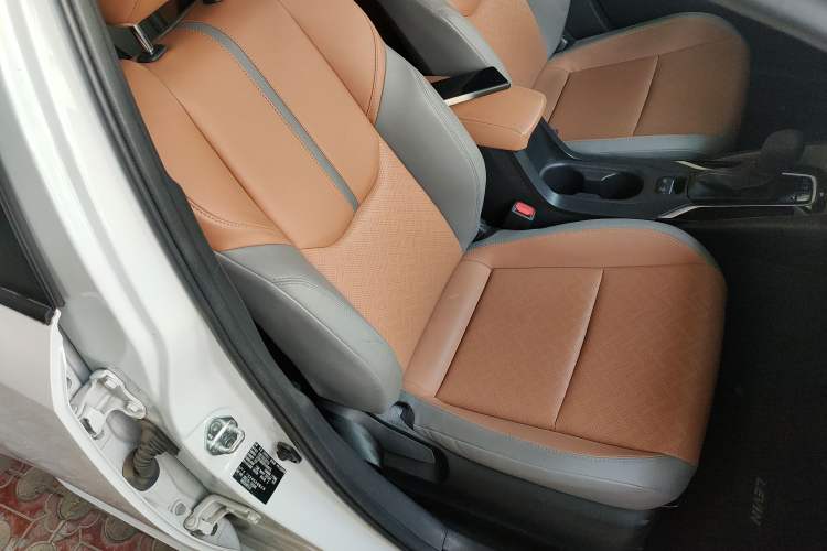 Used Toyota Levin 2023 Smart Electric Hybrid Dual-Engine 1.8L Sport Edition Right Front Seat