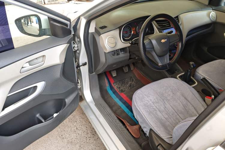 Used Chevrolet Sail 2015 Sail 3 1.5L Manual with Ideal Sunroof Edition
