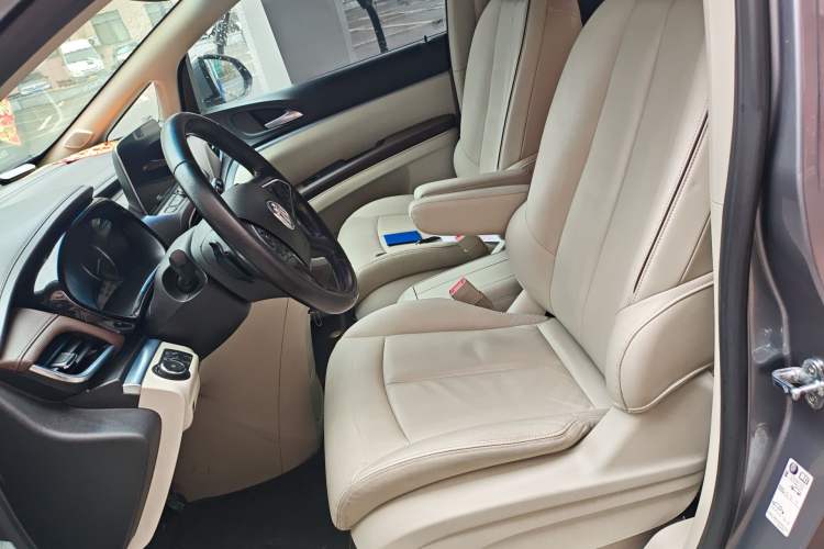 Used Buick GL8 2020 Land Business Class 652T Luxury Model
