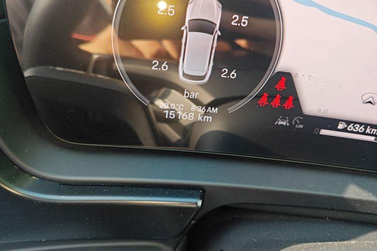 Used Porsche Cayenne 2024 Cayenne 3.0T Odometer Close Up