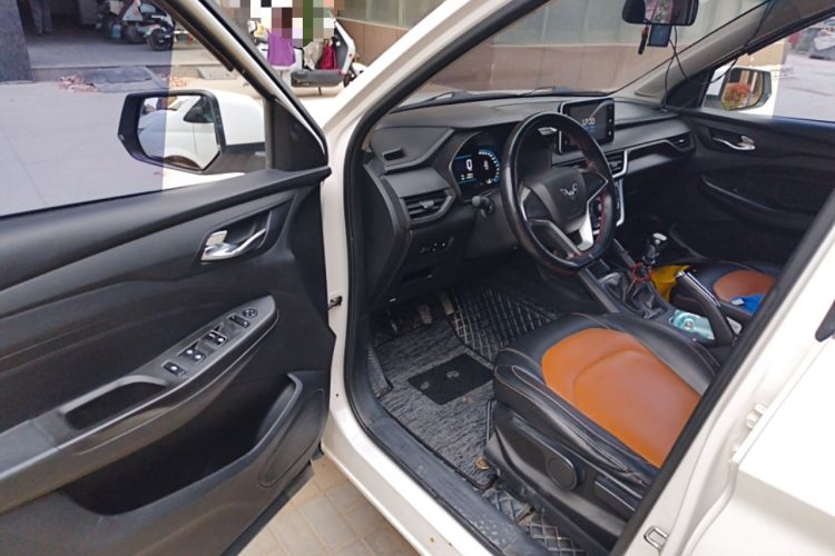 Used Wuling Hongguang S3 2018 1.5L Manual Comfort Model China V Standard Driver Seat