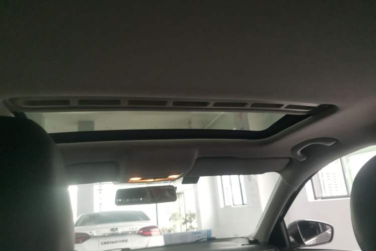 Used Volkswagen Santana 2013 1.6L Automatic Comfort Edition
