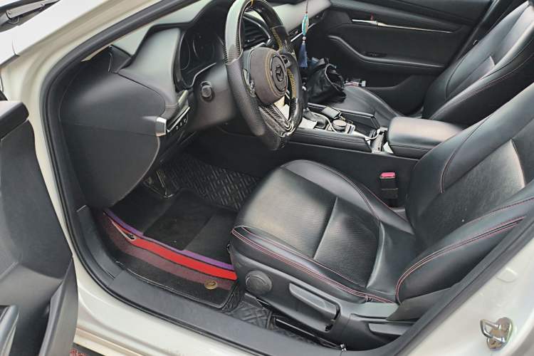 Used Mazda 3 Axela 2020 2.0L Automatic ZhiXuan Edition