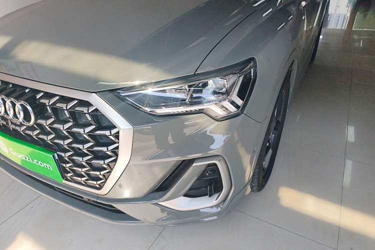 Used Audi Q3 2024 35 TFSI Fashion Dynamic Edition
