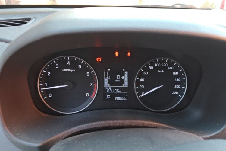 Used Hyundai ix25 2015 1.6L Automatic Two-Wheel Drive Smart GLS Trim Instrument Cluster