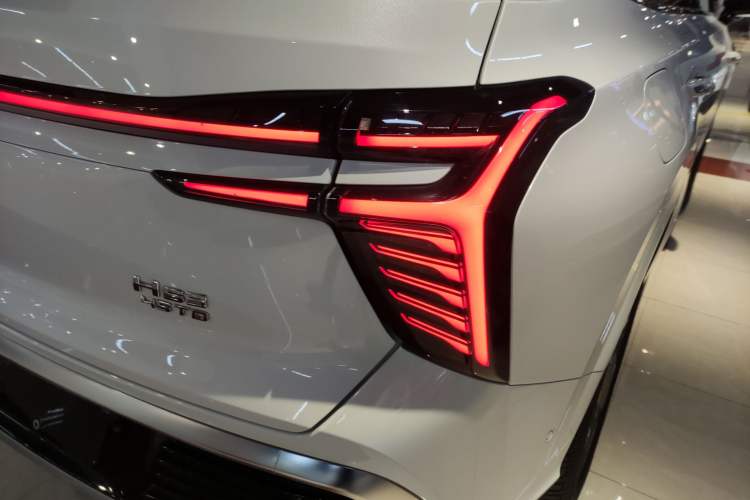 Used Hongqi HS3 2023 2.0T All-Wheel-Drive Youwei Version