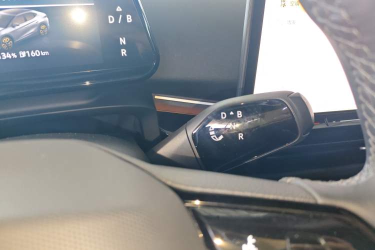 Used Volkswagen ID.UNYX 2024 Pro Long-Range Version