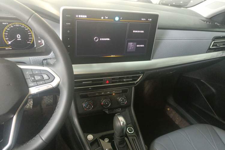 Used Volkswagen Lavida 2024 1.5L Automatic Starry Sky 5 Million Edition Audio And AC Panel