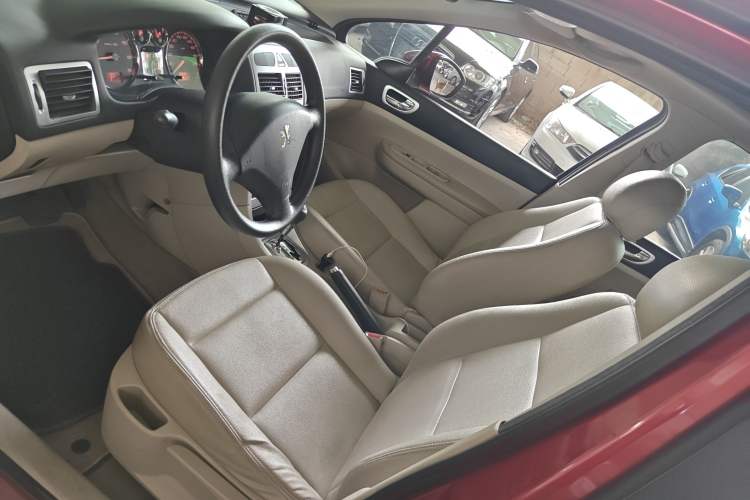 Used Peugeot 307 2013 Hatchback 1.6L Automatic Comfort Edition Left Front Seat