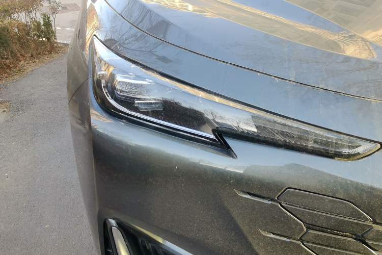 Used Changan UNI-K iDD 2022 Blue Whale iDD 130km 1.5T Excellence Model
