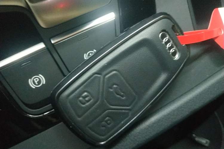 Used Audi Q5L 2024 40 TFSI Fashion Dynamic Model