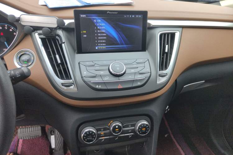 Used Soueast DX7 2017 1.5T Automatic Glory Edition