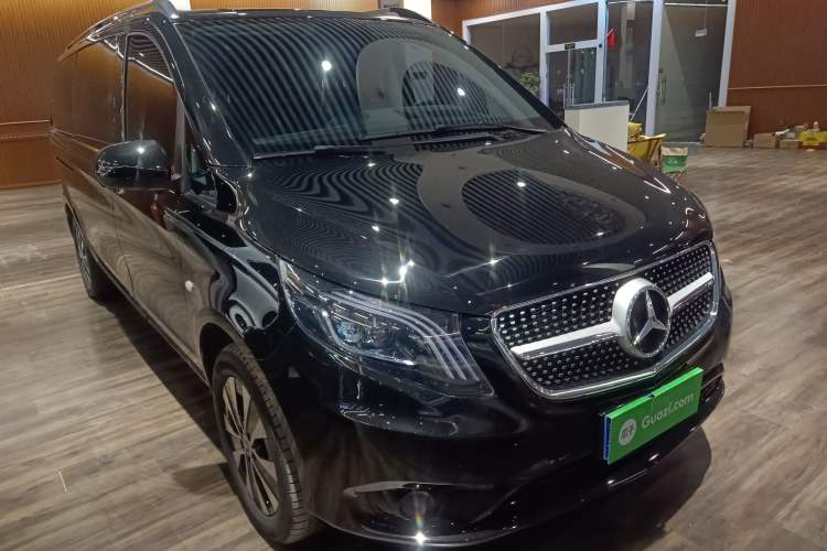 Used Mercedes-Benz Vito 2023 2.0T Elite Version 7 Seats