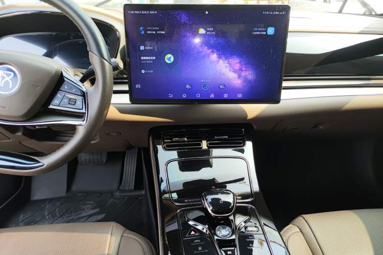 Used BYD Han 2021 EV Standard Range Luxury Model Audio And AC Panel