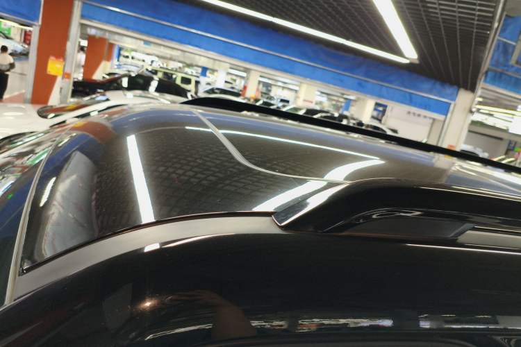 Used Formula Leopard 5 2023 Navigator Edition
