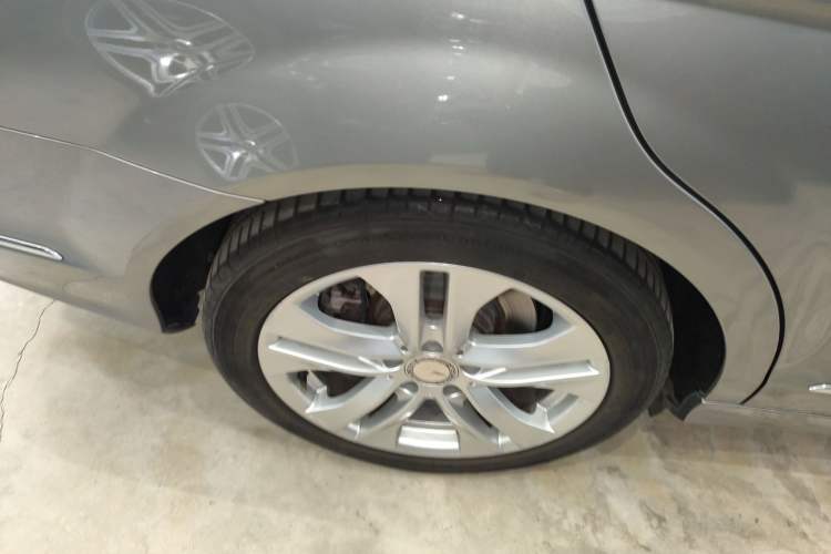 Used Mercedes-Benz C-Class 2011 C 200 Fashion Travel Edition