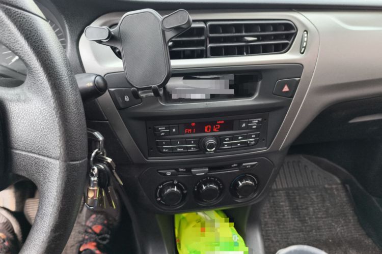 Used Citroen Elysee 2014 1.6L Manual Fashion Edition Audio And AC Panel