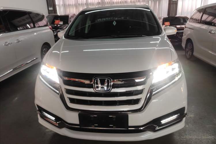 Used Honda Elysion 2019 2.0L Hybrid Supreme Edition