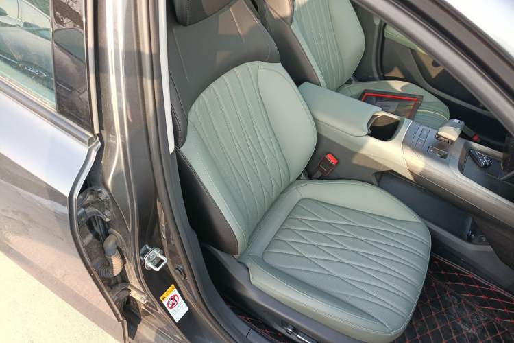 Used CHANGAN Eado DD 2023 Blue Whale NE 1.5T GDI DCT Flagship Model Right Front Seat