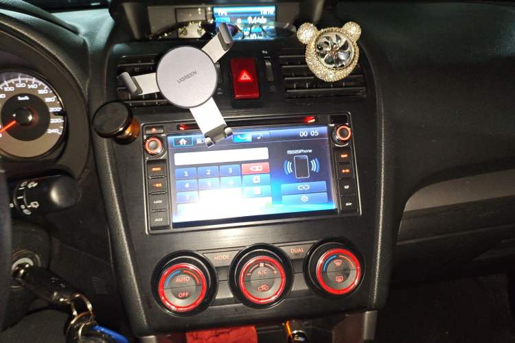 Used Subaru Forester 2013 2.5i Automatic Luxury Edition Audio And AC Panel