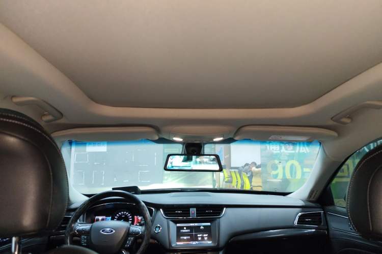 Used Ford Taurus 2016 EcoBoost 180 Luxury Model
