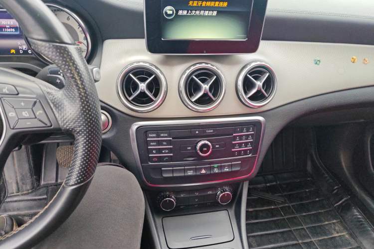 Used Mercedes-Benz GLA 2016 GLA 200 Fashion Model