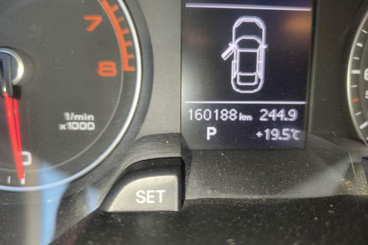 Used Audi A4L 2013 35 TFSI Automatic Standard Model
