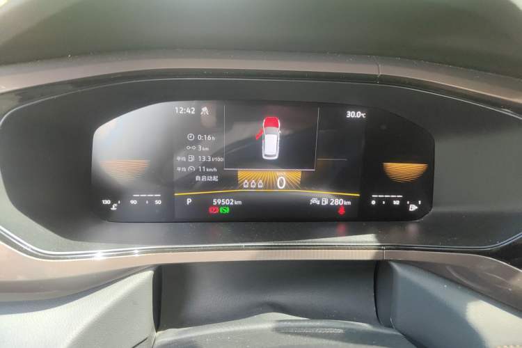 Used Volkswagen Tharu 2022 280TSI Two-Wheel-Drive Luxury Edition