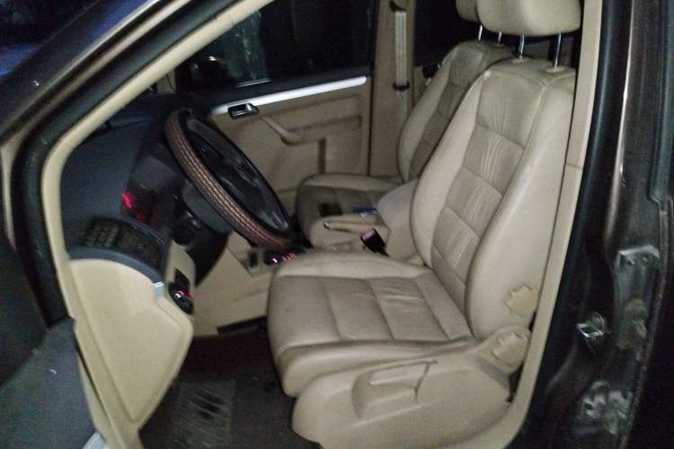 Used Volkswagen Touran 2011 1.4T DSG ZhiZhen Edition 7-Seater