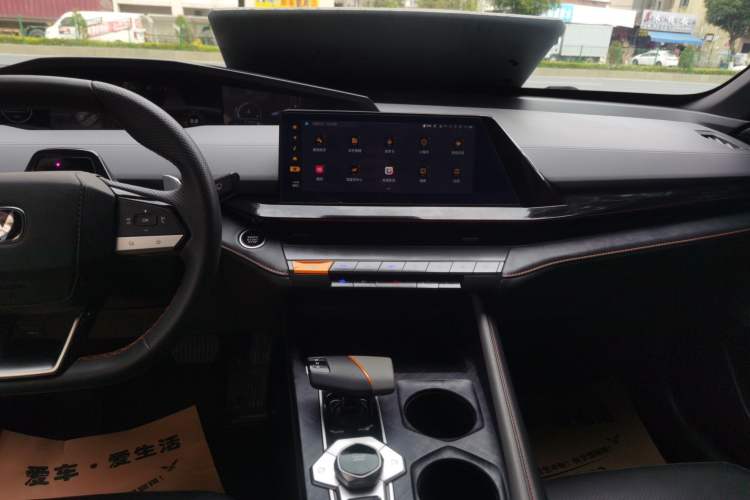 Used CHANGAN UNI-V 2022 1.5T Prestige Version